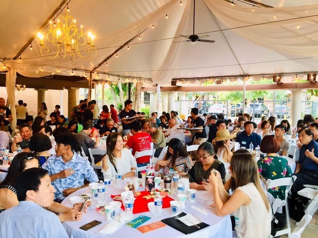 逾百名亞利桑那州當地人士及僑胞出席活動。