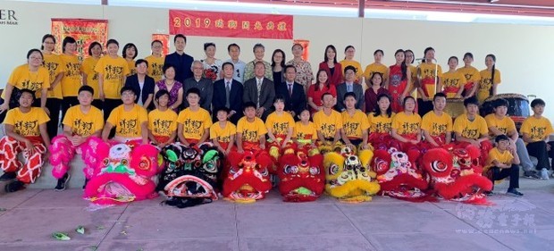 南海岸中華文化中心首次舉行瑞獅開光儀式。