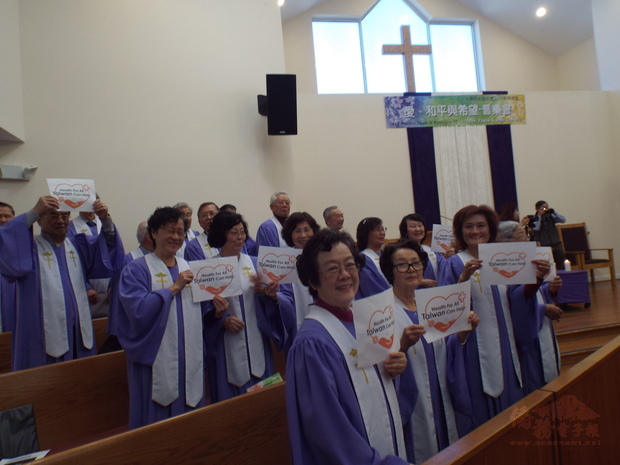 聲明活動現場鄉親們展現支援臺灣加入世衛的熱誠與決心。