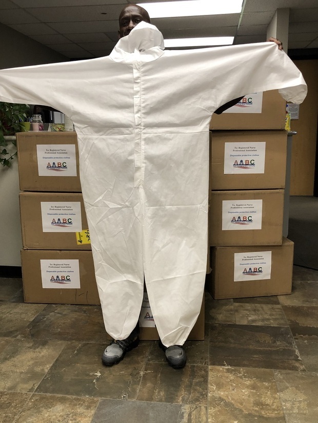 RNPA護士展開防護衣。