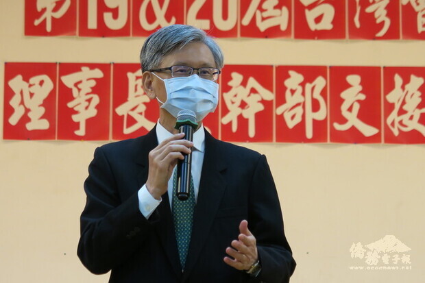 紐約台灣會館7日舉行理事長暨幹部交接典禮，中華民國駐紐約辦事處長李光章出席，為2020年7月疫情期間上任後首次到訪台灣會館。