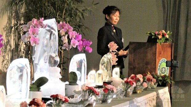 波士頓慈濟浴佛節的佛像,晶瑩剔透。