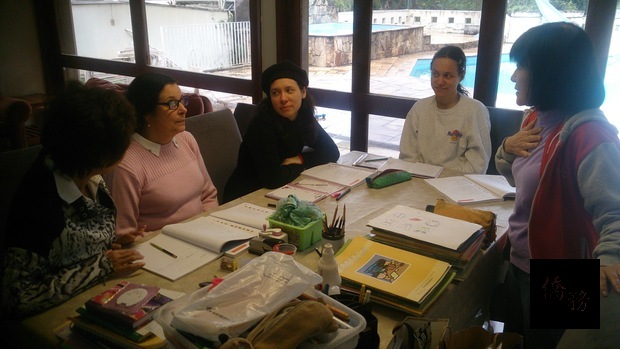 çªçäºä¸­è¡èªè¨ä¸­å¿åµç«æ¼2003å¹´ï¼å­¸çä»¥å·´è¥¿ç±çºä¸»ã