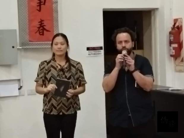 來自維也納的音樂家Diego Collatti帶來228追思音樂。