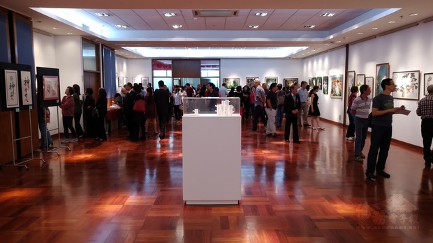 本次書畫聯展共計展出18位藝文界人士、57件藝術作品。