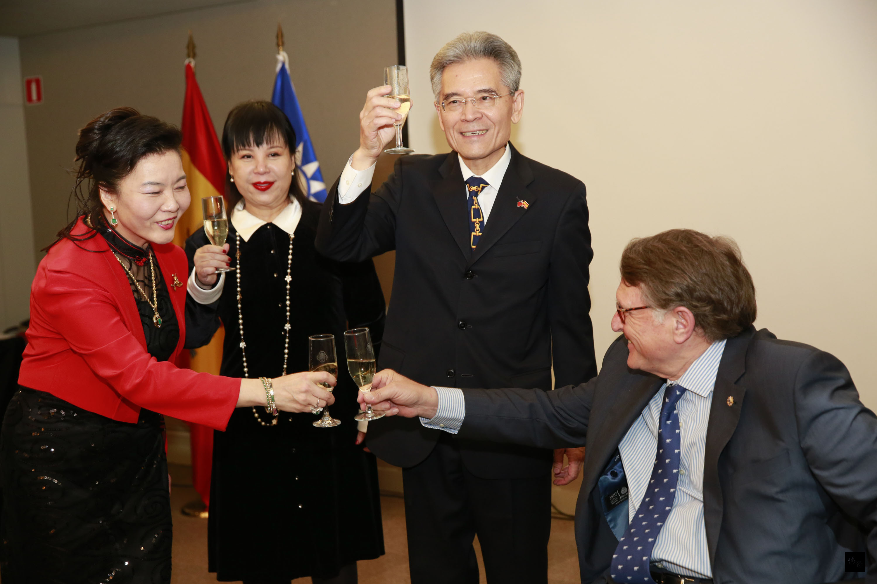 駐西班牙代表處慶祝總統副總統就職|歐洲| 僑務電子報