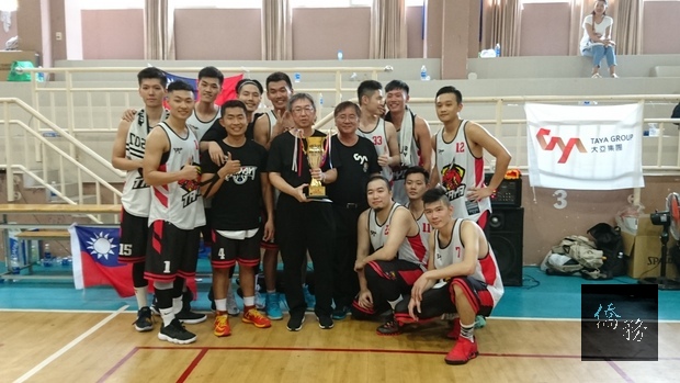 越南大亞盃國際籃球賽12月3日在胡志明市新平郡阮尚賢學校籃球場舉辦決賽。（駐胡志明市辦事處提供）