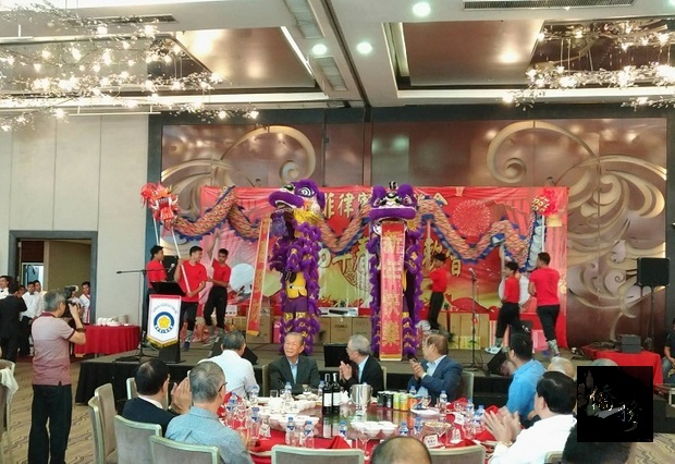 菲律賓臺商總會107年春節聯歡會中舞獅舞龍精彩演出。
