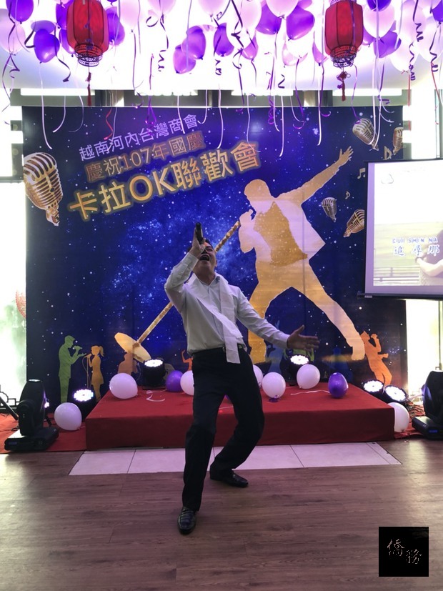 徐台金唱作俱佳。