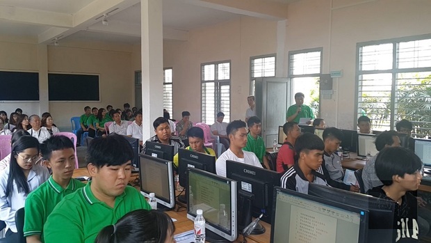 「第一期教學電腦教學維修培訓班」35位教師展開為期3天的培訓課程。
