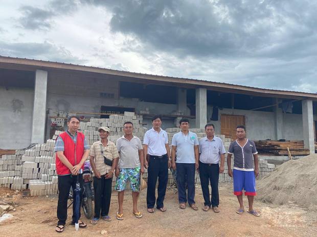 緬北果文文教會及愛緬基金會派員訪查香港苗圃援建校舍項目進度。