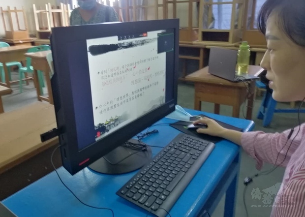 因應新冠肺炎疫情無法進行實體課程，曼德勒孔教學校東校區8月9日正式展開線上教學。