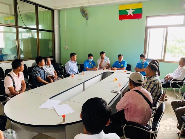 愛緬基金會協助執行香港龍門勵學基金援助緬甸暨啓動十年圓夢計畫。