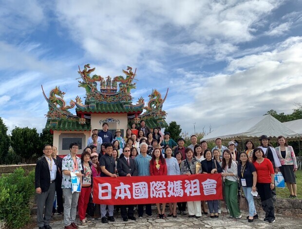 儀式後合影留念。