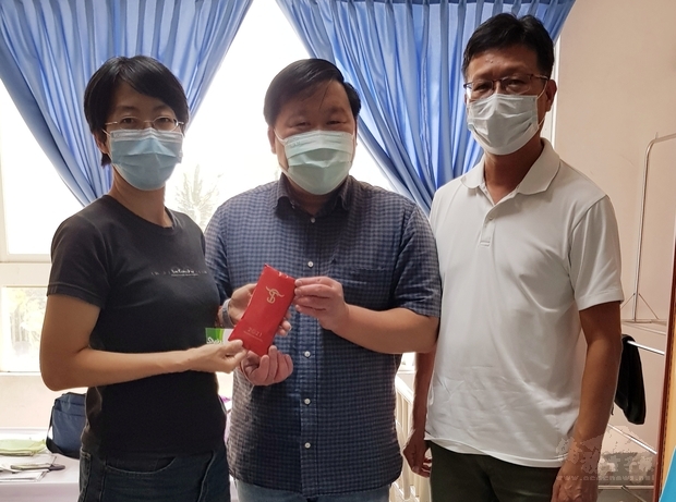 緬甸臺商總會總會長溫斯郎及多名臺商朋友在彭岱山病發初期，即時伸出援手