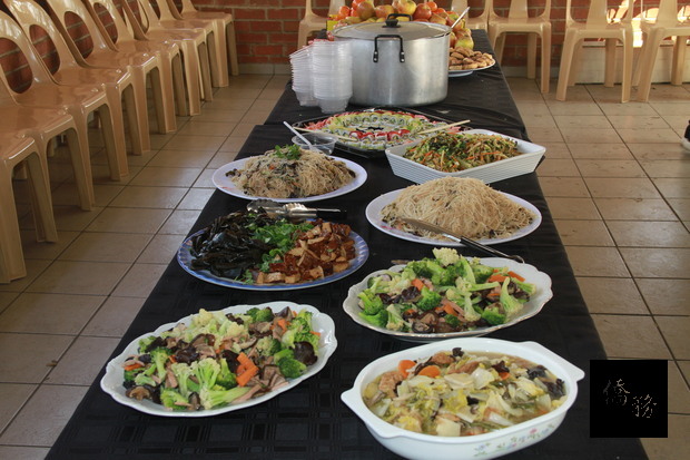 南非約堡地區臺灣美食國際巡迴講座主辦單位另備豐富的菜餚招待與會者。