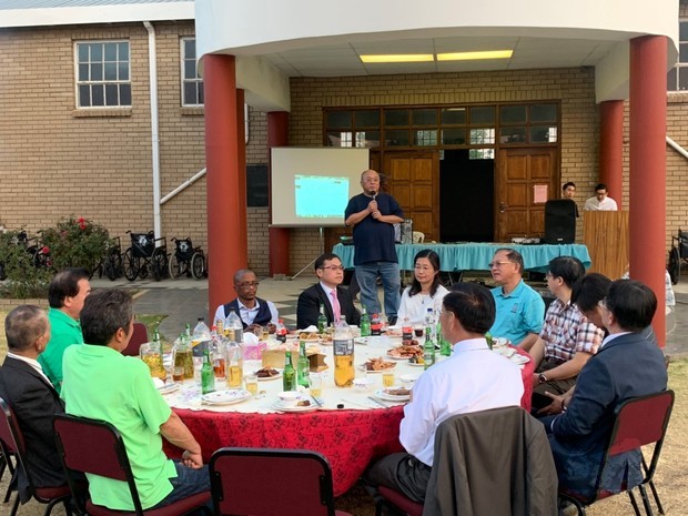 吳子文上台致詞感謝僑委會贊助及僑界共襄盛舉。