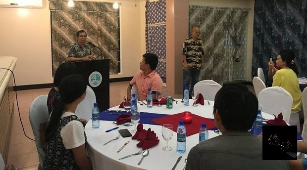 臺灣旅居馬紹爾同鄉會於9月23日在馬紹爾飯店舉辦中秋節聯歡晚會，駐馬紹爾群島共和國大使蕭勝中夫婦參與致意。