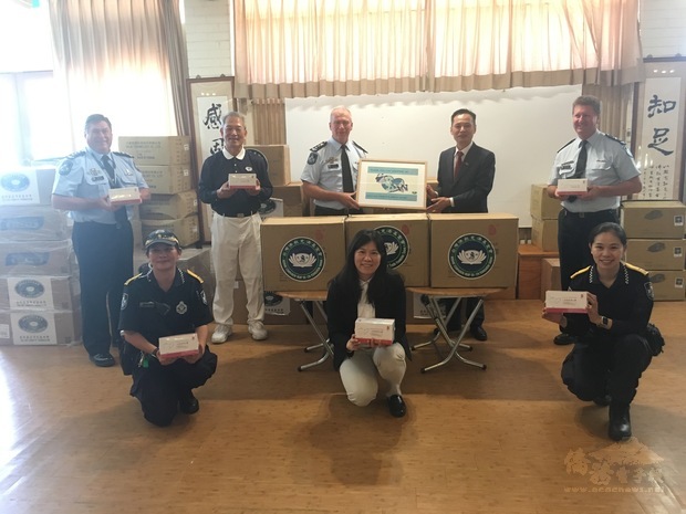 捐贈醫療口罩5,000個予昆士蘭警政署。
