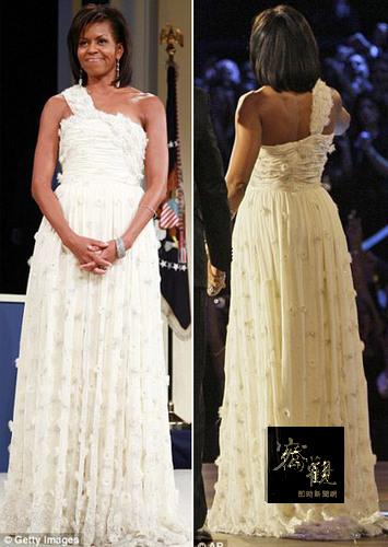 U.S. First Lady Michelle Obama’s dress was designed by Jason Wu, earning him the title “Taiwan’s Glory.”
吳季剛替美國第一夫人蜜雪兒設計禮服,成為「台灣之光」。