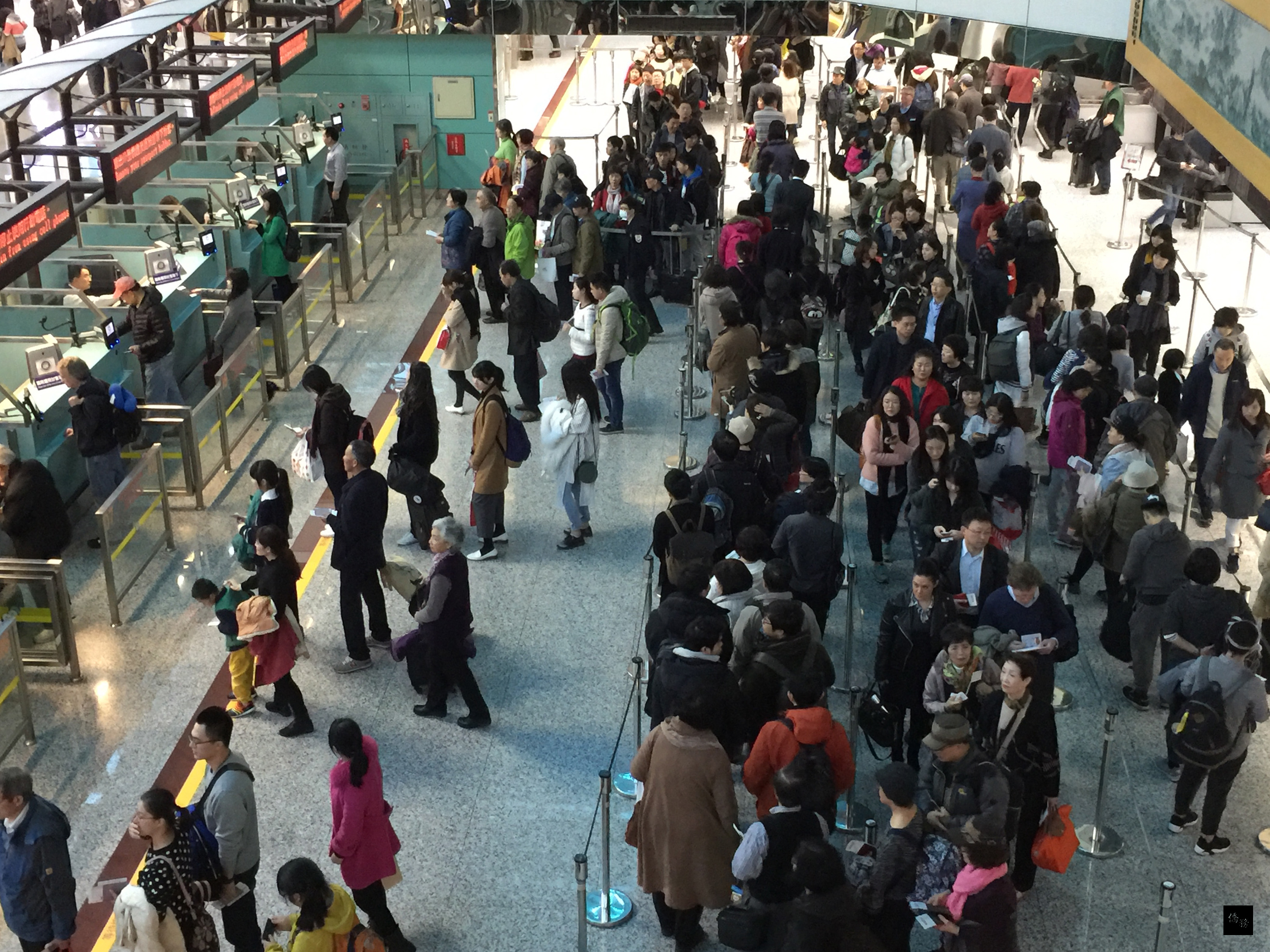 Passenger volume last year at Taiwan Taoyuan International Airport reached 38.47 million, an all-time high and representing a 7.45 percent annual growth.(Photo Courtesy of CNA)