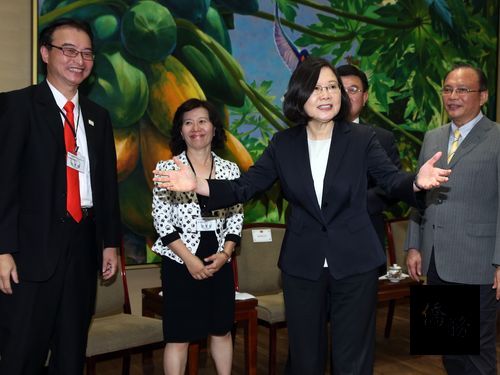 Photo courtesy of CNA; President Tsai Ing-wen (front right)