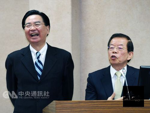 Foreign Minister Joseph Wu (left) and Taiwan's Representative to Japan Frank Hsieh/Photo courtesy of CNA