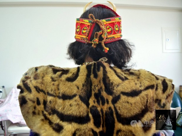 A leopard fur coat kept by a Bunun family/Photo courtesy of CNA
