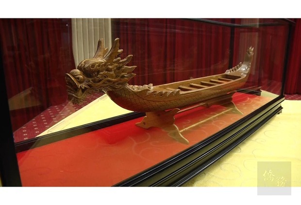 The OCAC named the dragon boat it gifted “Formosa,” meaning “ beautiful island.” It symbolizes the diverse culture of Taiwan and its warm and hospitable people. 
