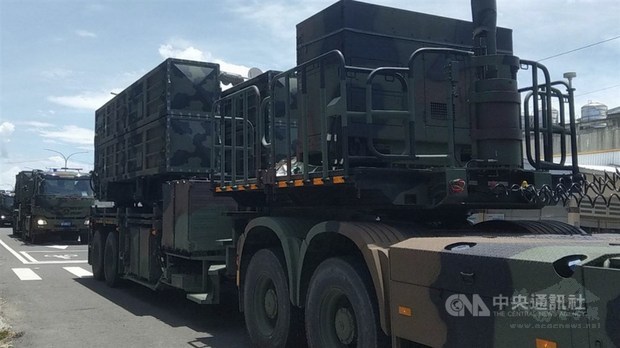 Military vehicles carrying missiles drive through Taitung County Wednesday. / Photo courtesy of CNA
