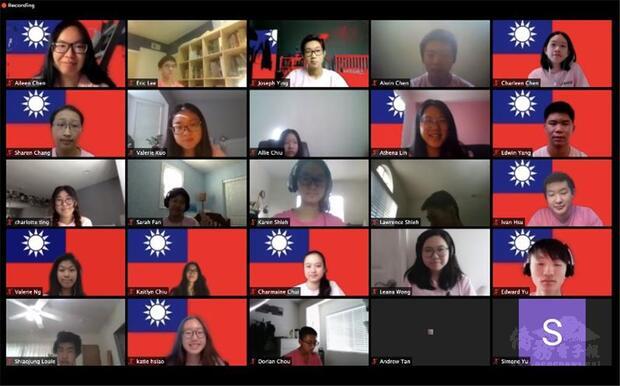 The FASCA members in Los Angeles took the class about the origin of the National Day of the Republic of China.