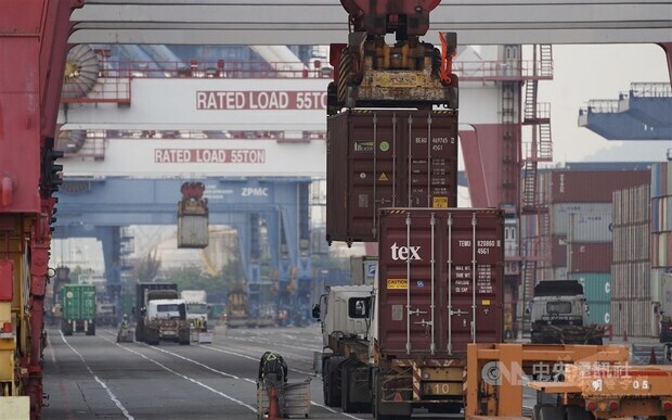 Strong overseas demands have been considered as the main drive behind the growth. CNA photo Jan. 29, 2021