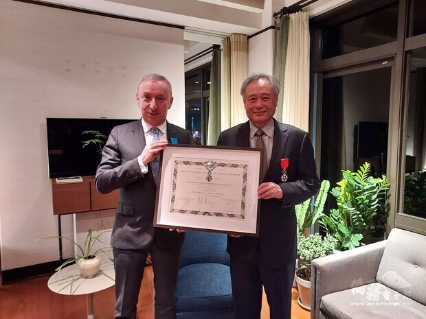 Ang Lee (right) and Jean-Francois Casabonne-Masonnave / Photo courtesy of the French Office in Taipei
