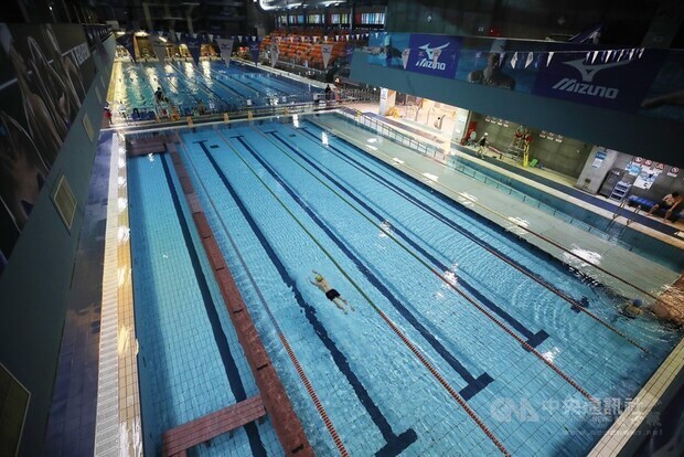 A pool in one of Taipei's sports centers. CNA photo May 14, 2021