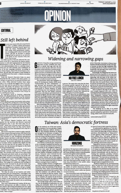 菲律賓每日詢問報（Philippine Daily Inquirer）14日刊登政治分析家海達里安（Richard Heydarian）的評論「台灣：亞洲的民主堡壘」（右下）。（駐菲代表處提供）