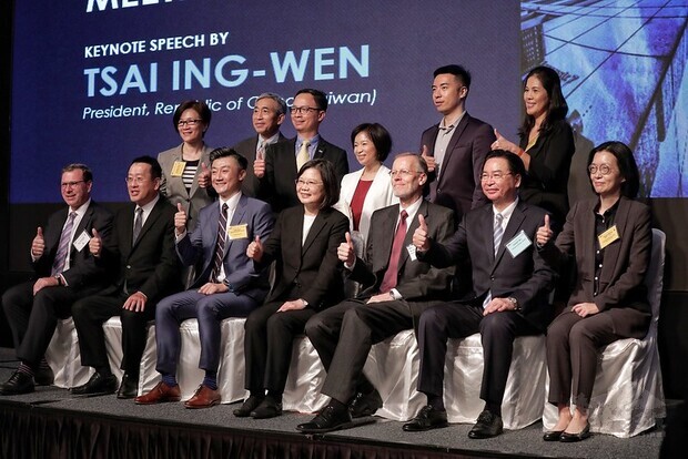 蔡英文總統17日午間出席台北市美國商會2020年度會員大會
