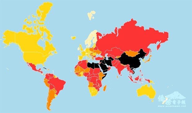 無國界記者組織20日發表「2021世界新聞自由指數」報告，顏色愈深者代表自由指數愈低。（圖取自無國界記者組織網頁rsf.org）