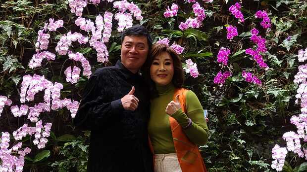 「千年舞台・我卻沒怎麼活過」導演王景生(左)與演員魏海敏(右)。
