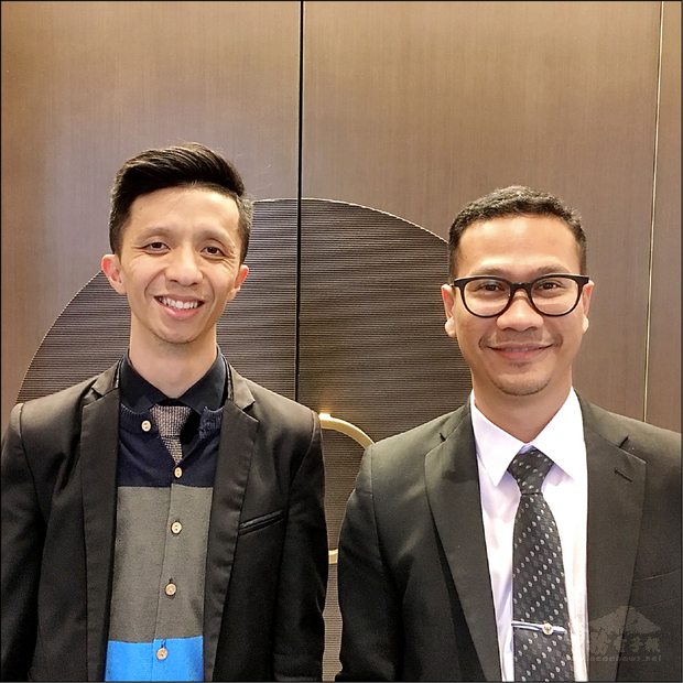 駐台北印尼經濟貿易代表處貿易部主任密富達（右）、特助劉偉雄（左）。 （自由時報提供）