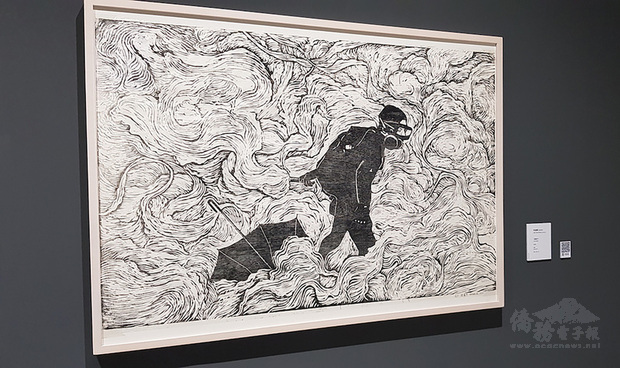 馬來西亞藝術家李迪權以木刻版畫記錄香港反送中運動，作品「煙霧中」獲第19屆國際版畫雙年展銅牌獎。（中央社提供）