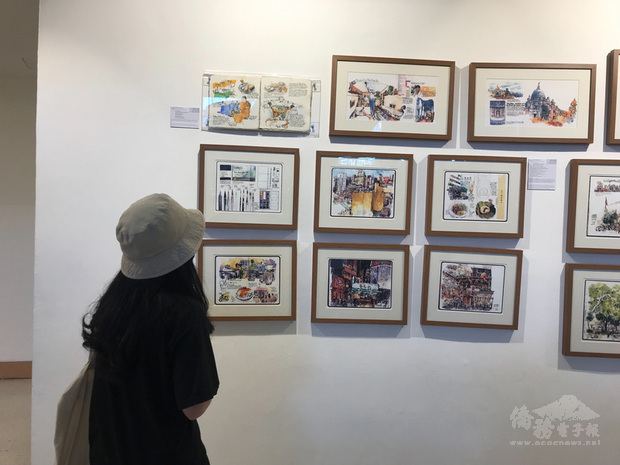 曼谷藝術文化中心（BACC ）2月16日到3月7日展出4位泰國插畫家的作品，其中插畫家蘇帕猜關於台灣食物的畫作，吸引民眾駐足觀賞。